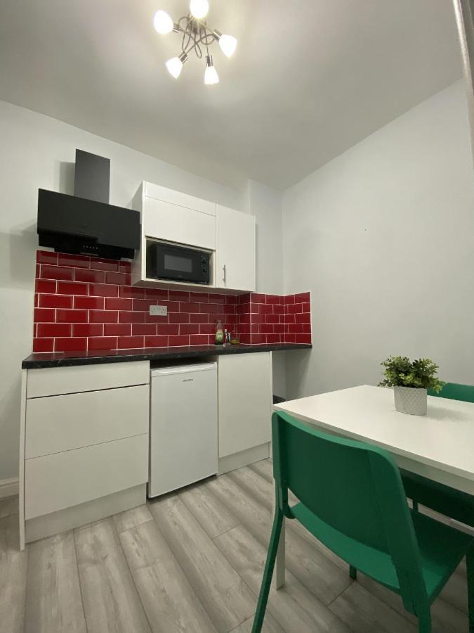 Comfortable - Cosy - Budget Studios In City Center London Eksteriør bilde