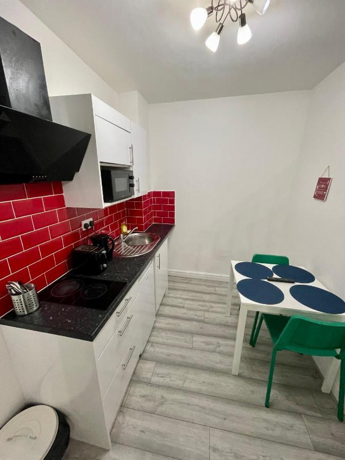 Comfortable - Cosy - Budget Studios In City Center London Eksteriør bilde