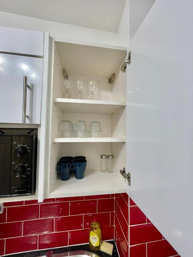 Comfortable - Cosy - Budget Studios In City Center London Eksteriør bilde
