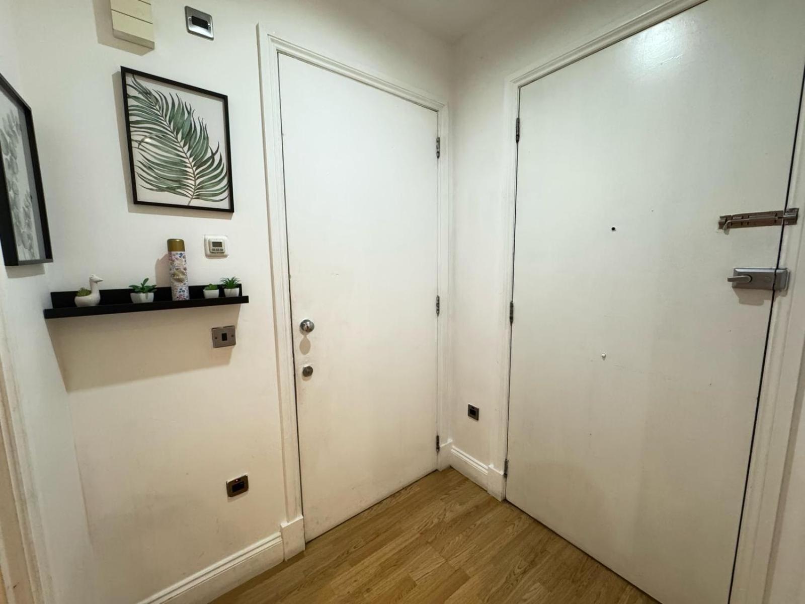 Comfortable - Cosy - Budget Studios In City Center London Eksteriør bilde